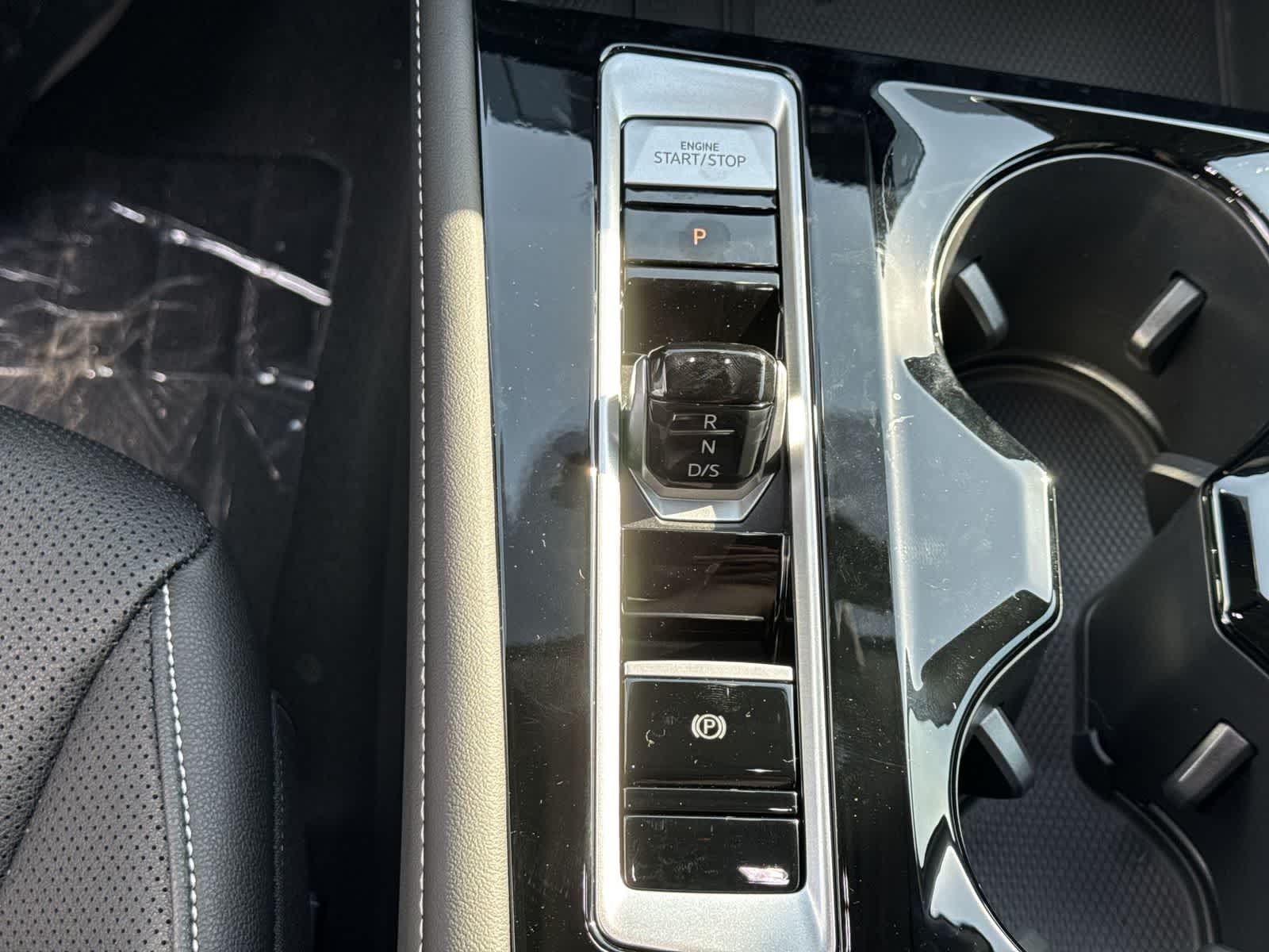 Volkswagen Atlas 2.0T SE con tecnología 2026