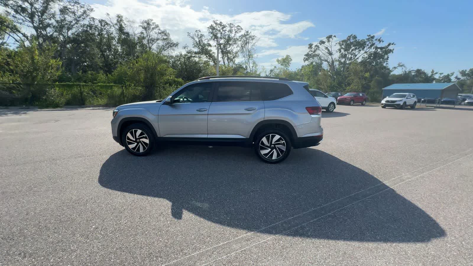 Volkswagen Atlas 2.0T SE con tecnología 2026