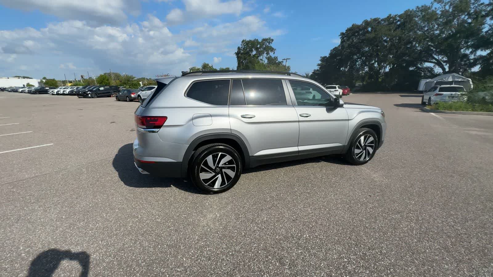 Volkswagen Atlas 2.0T SE con tecnología 2026
