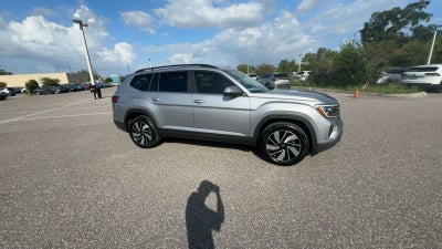 Volkswagen Atlas 2.0T SE con tecnología 2026