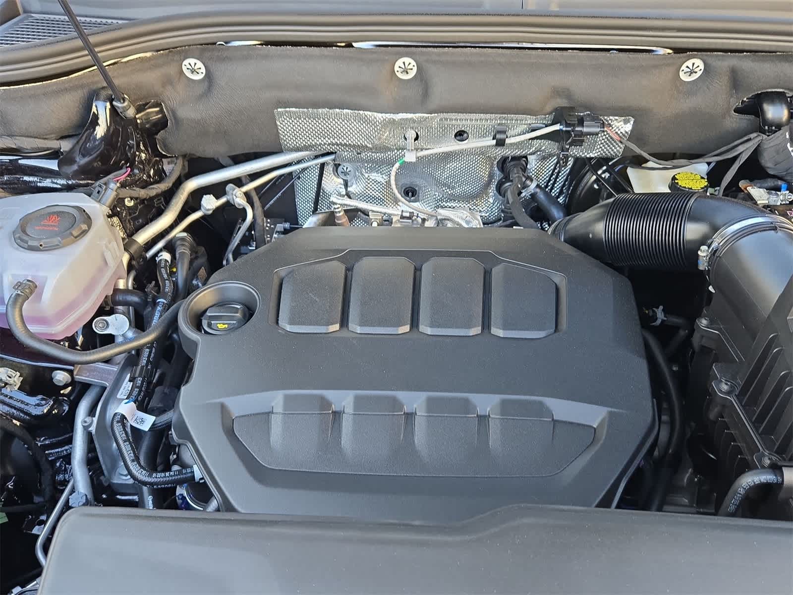 Volkswagen Atlas 2.0T SE con tecnología 2026