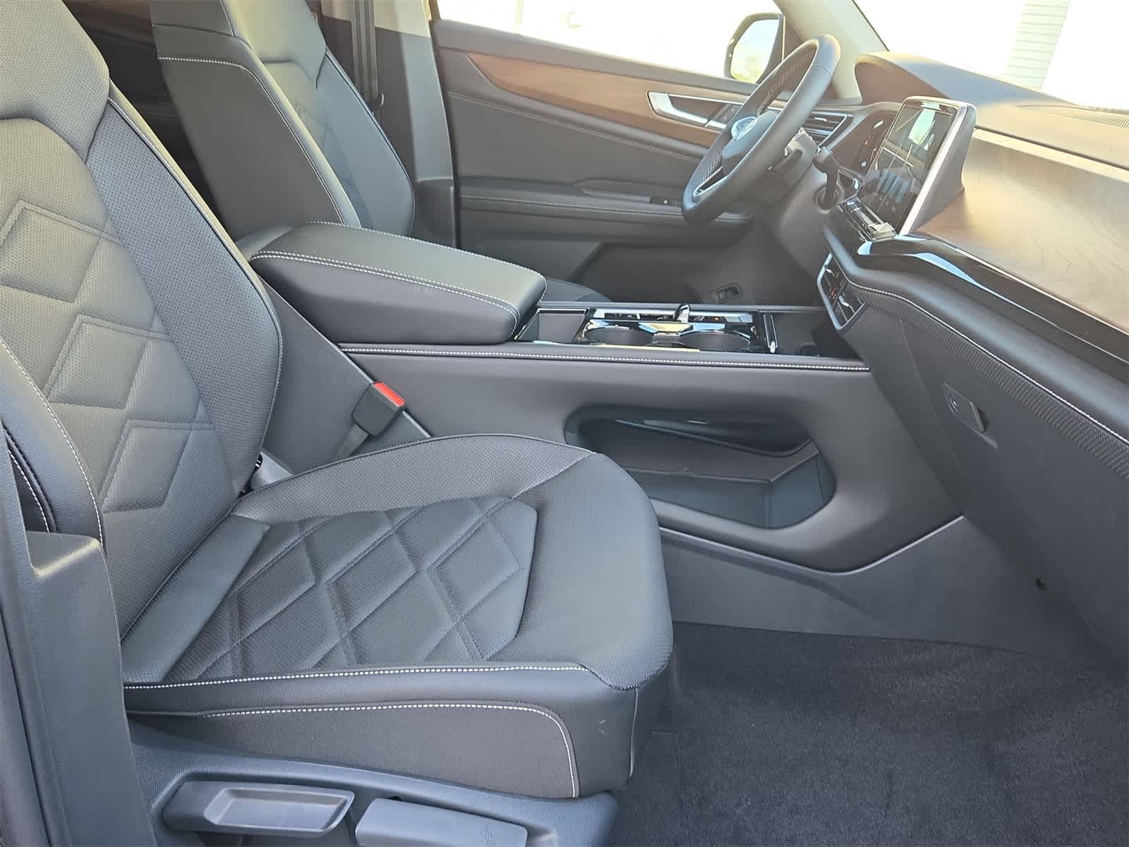 Volkswagen Atlas 2.0T SE con tecnología 2026