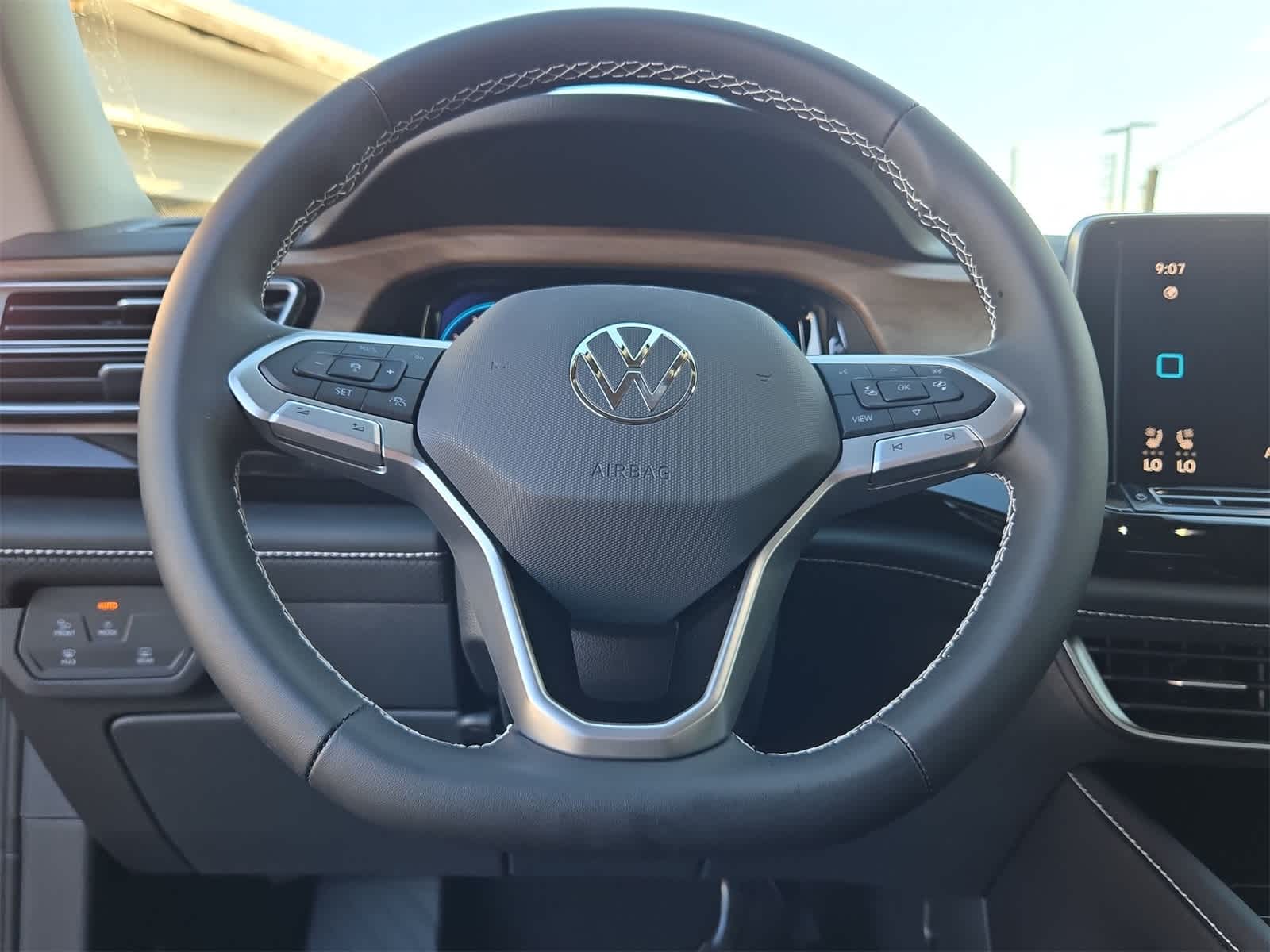 Volkswagen Atlas 2.0T SE con tecnología 2026