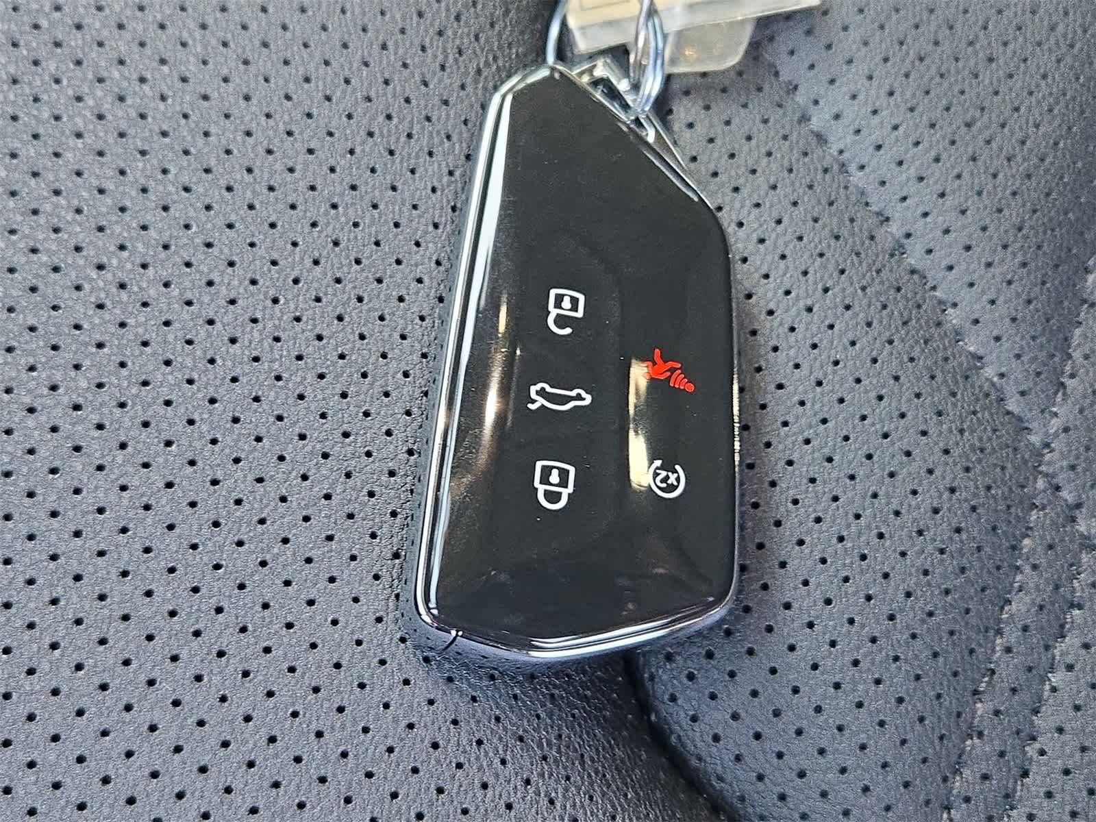 Volkswagen Atlas 2.0T SE con tecnología 2026