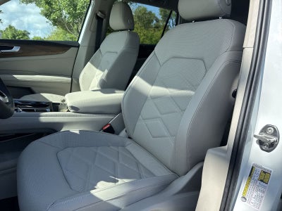 Volkswagen Atlas 2.0T SE con tecnología 2026