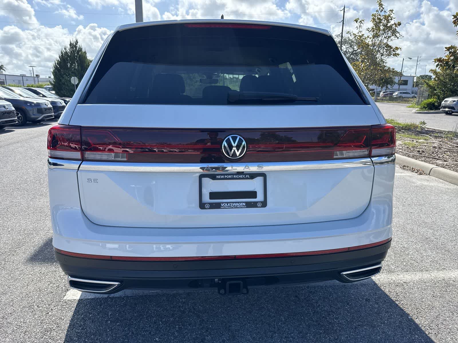 Volkswagen Atlas 2.0T SE con tecnología 2026