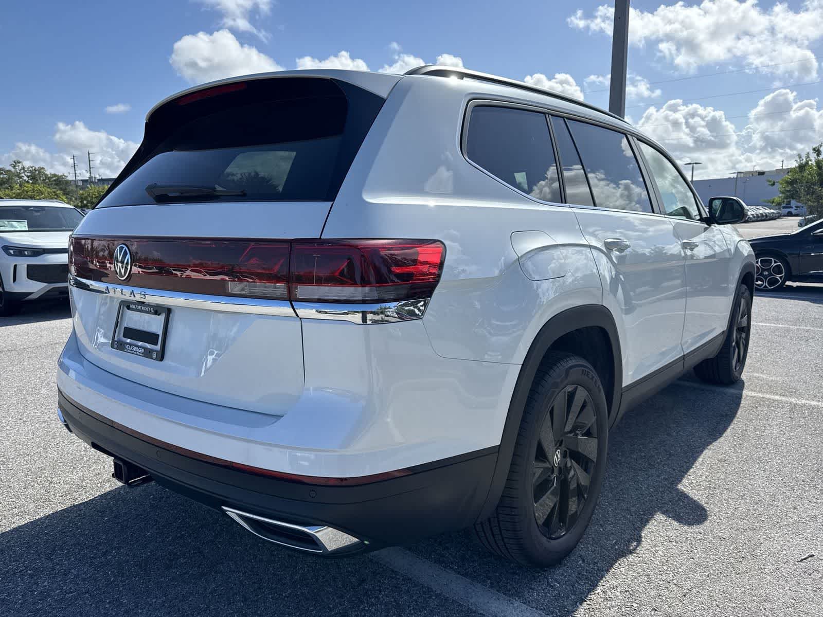 Volkswagen Atlas 2.0T SE con tecnología 2026
