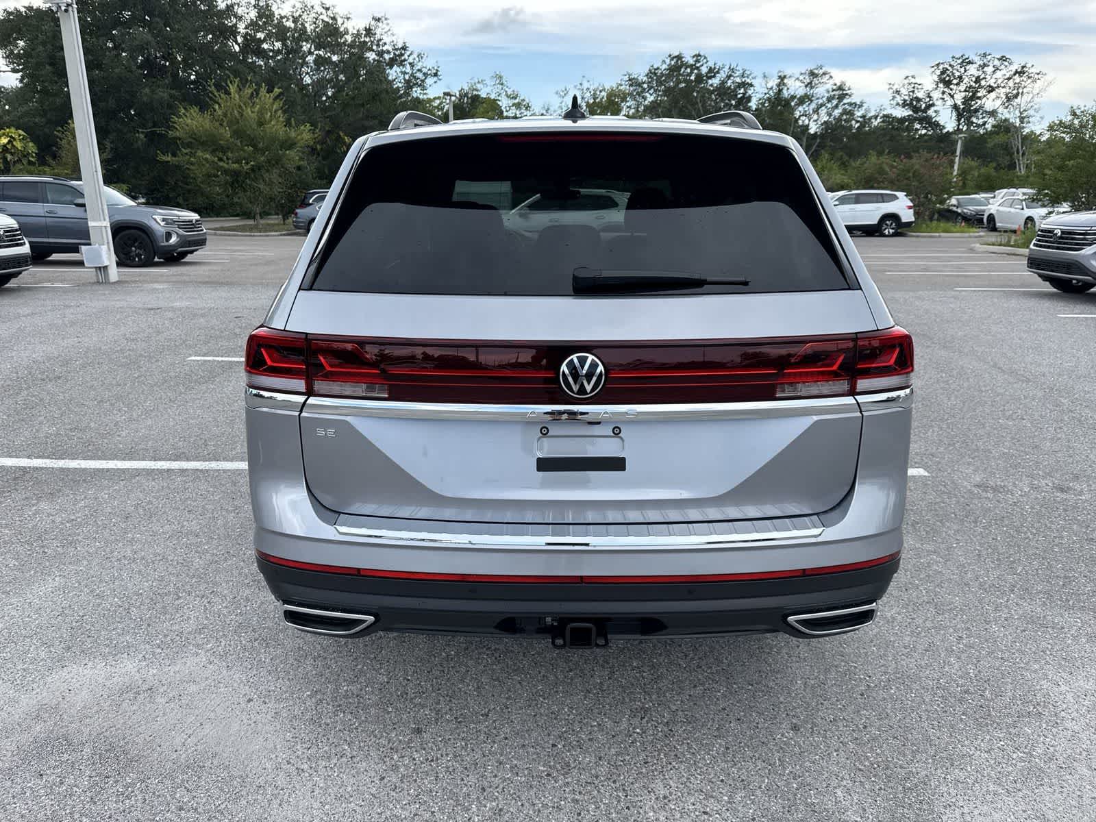 Volkswagen Atlas 2.0T SE con tecnología 2026
