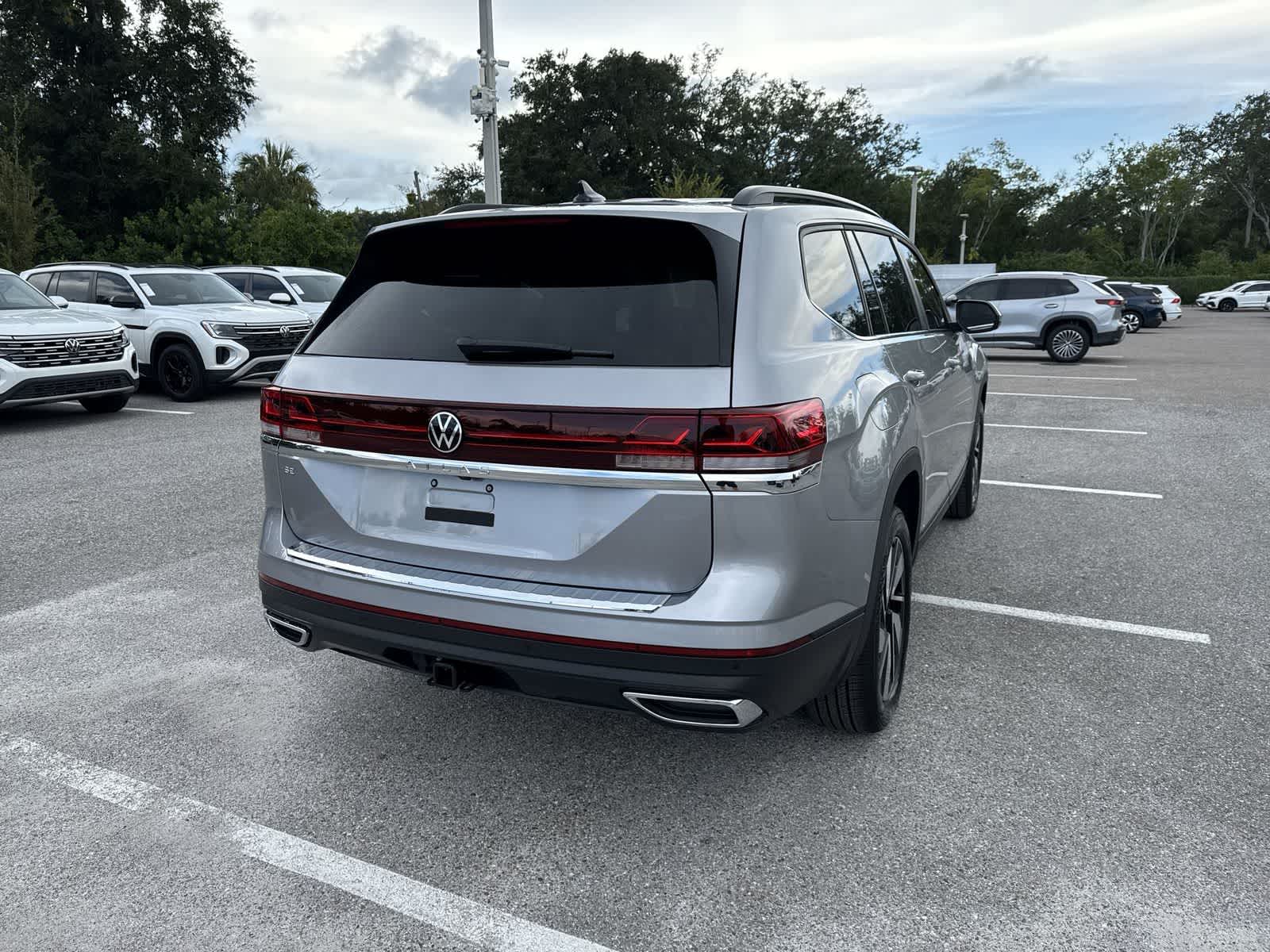 Volkswagen Atlas 2.0T SE con tecnología 2026