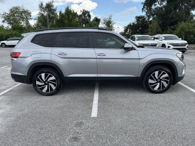 Volkswagen Atlas 2.0T SE con tecnología 2026
