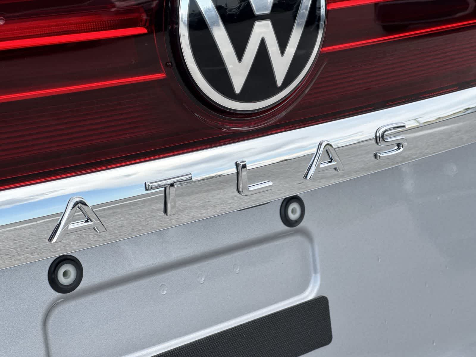 Volkswagen Atlas 2.0T SE con tecnología 2026