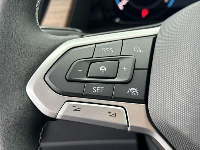 Volkswagen Atlas 2.0T SE con tecnología 2026