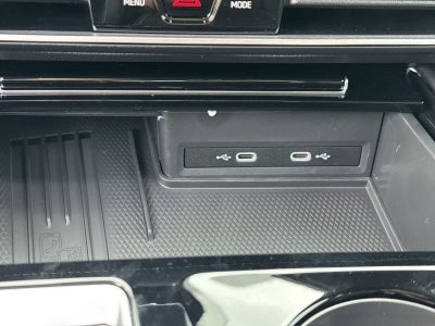 Volkswagen Atlas 2.0T SE con tecnología 2026