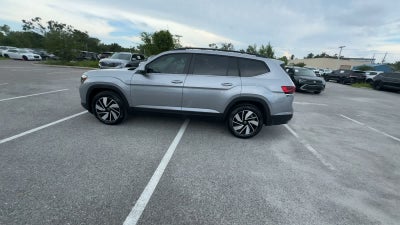 Volkswagen Atlas 2.0T SE con tecnología 2026