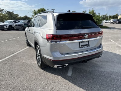 Volkswagen Atlas 2.0T SE con tecnología 2026