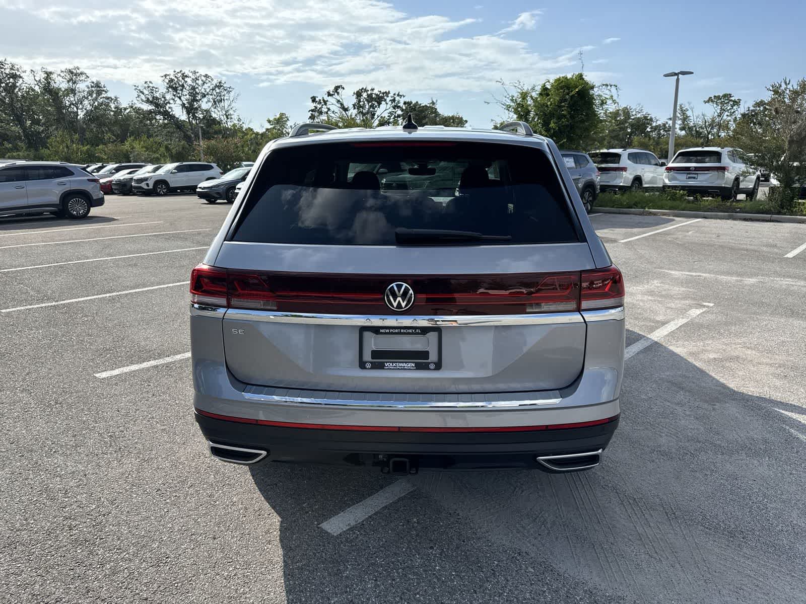 Volkswagen Atlas 2.0T SE con tecnología 2026