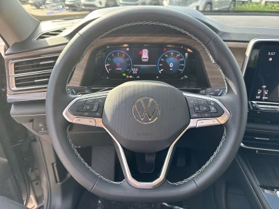 Volkswagen Atlas 2.0T SE con tecnología 2026