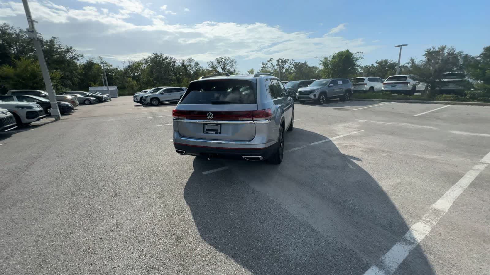 Volkswagen Atlas 2.0T SE con tecnología 2026