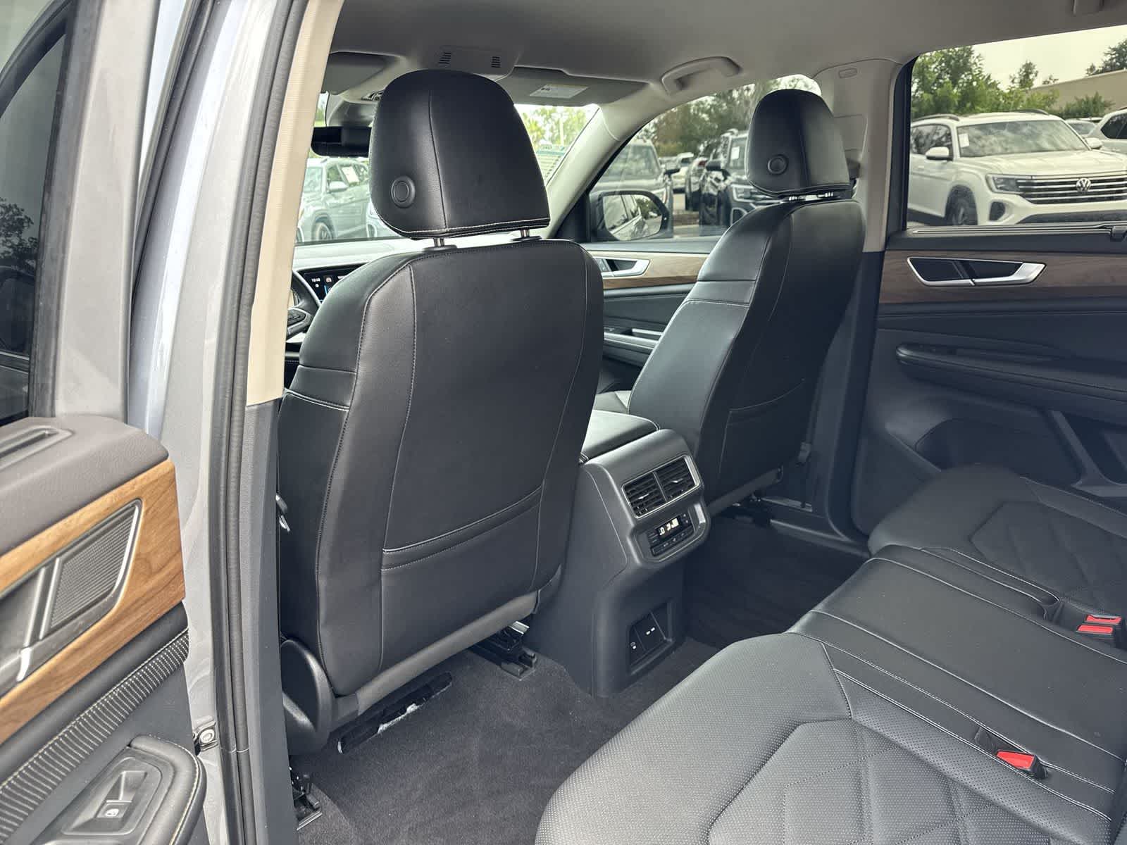 2024 Volkswagen Atlas 2.0T SE c/Tecnología
