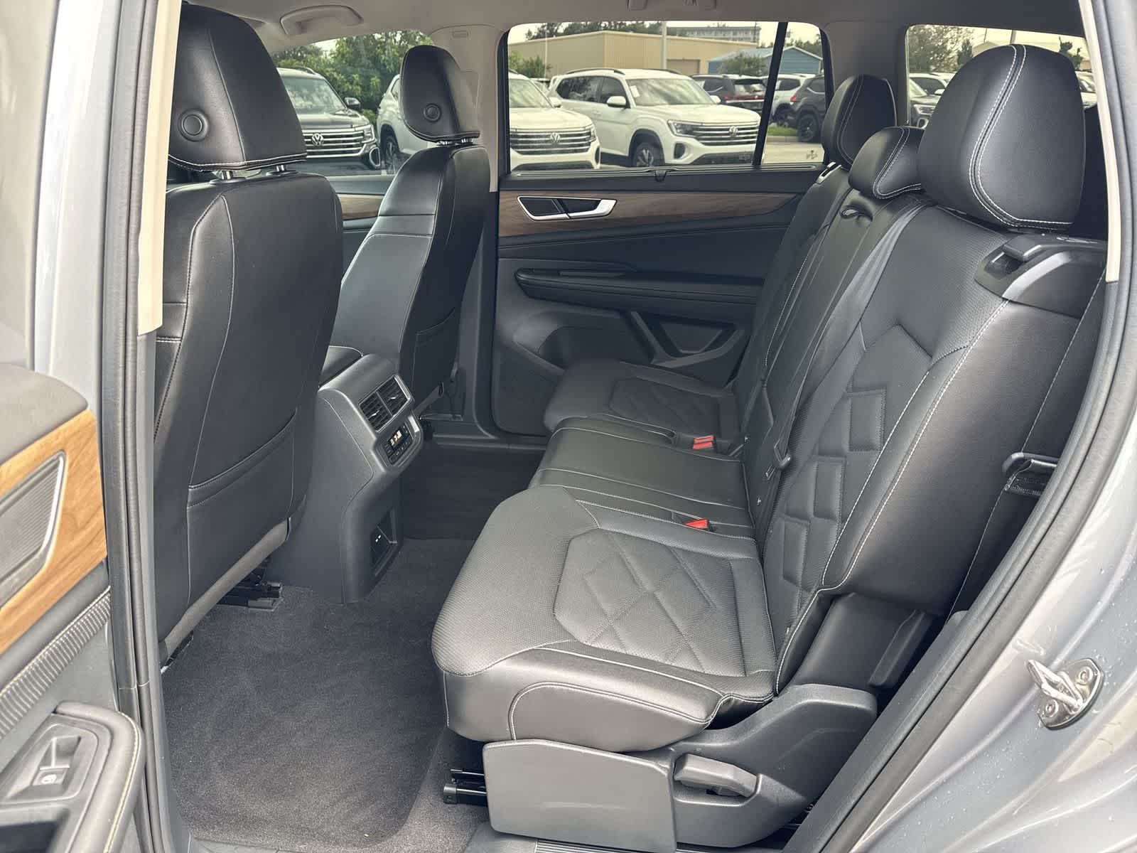 2024 Volkswagen Atlas 2.0T SE c/Tecnología