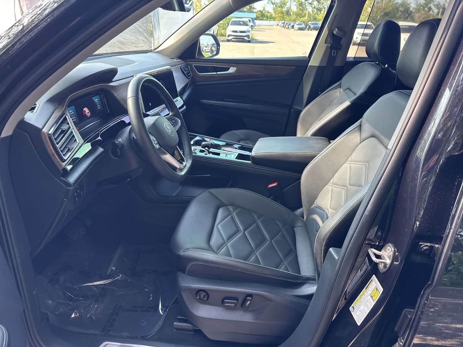 2024 Volkswagen Atlas 2.0T SE c/Tecnología
