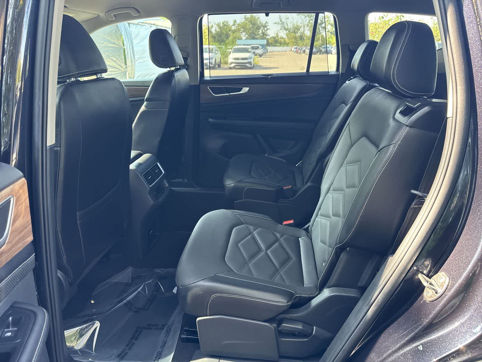 2024 Volkswagen Atlas 2.0T SE c/Tecnología