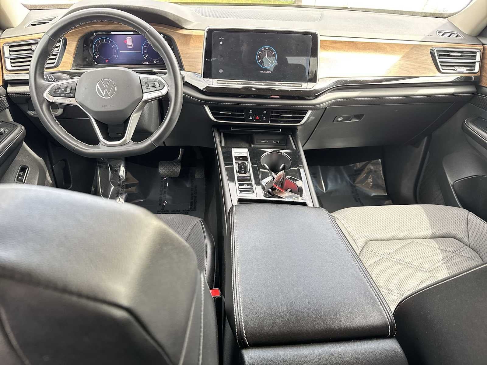 2024 Volkswagen Atlas 2.0T SE c/Tecnología