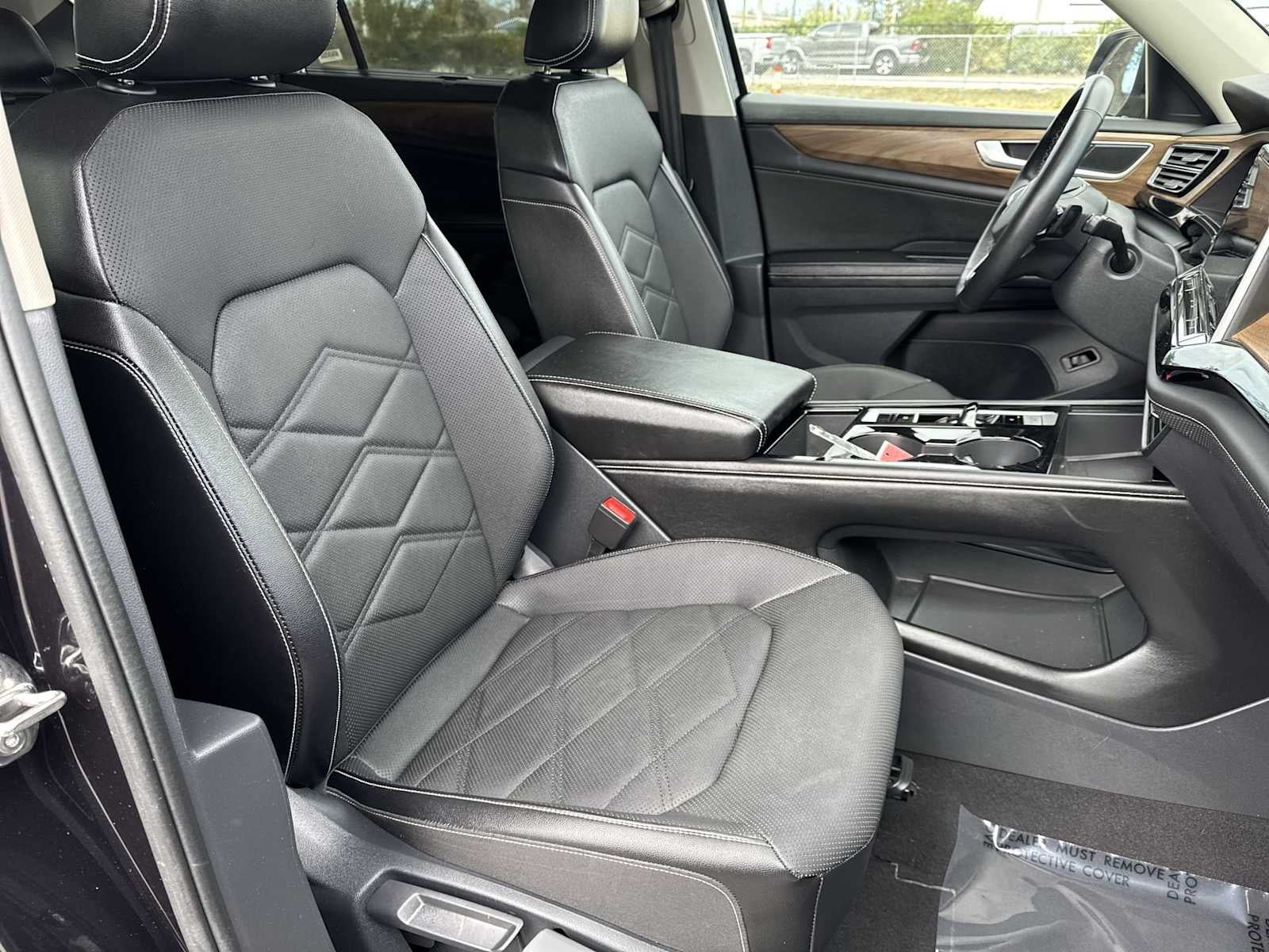 2024 Volkswagen Atlas 2.0T SE c/Tecnología