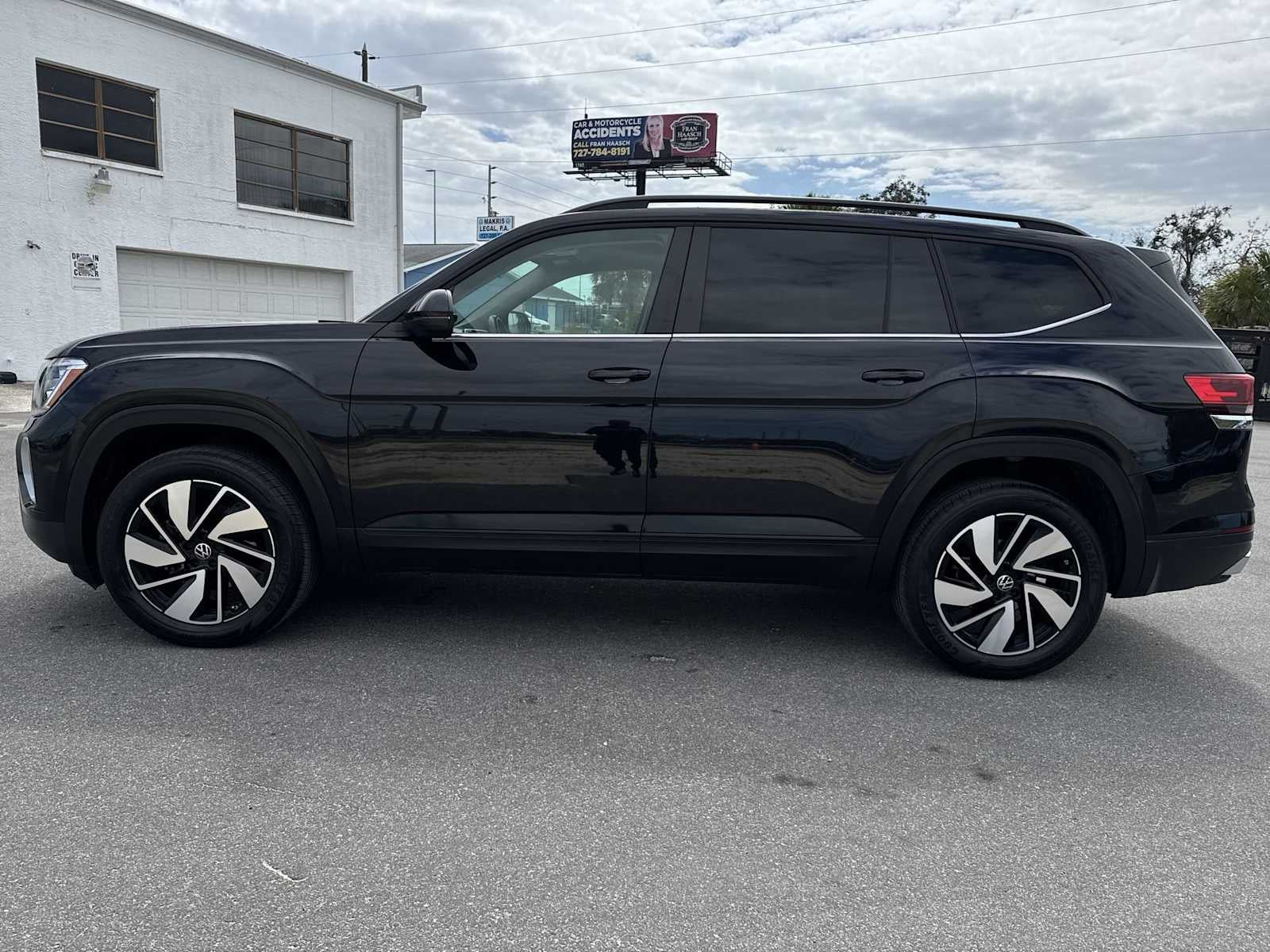 2024 Volkswagen Atlas 2.0T SE c/Tecnología