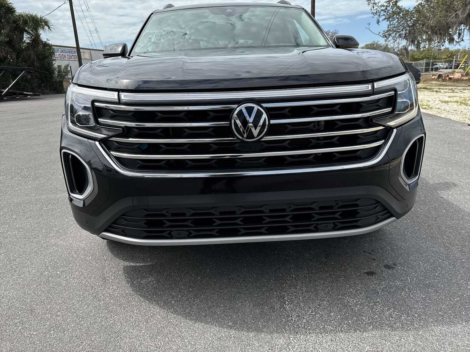 2024 Volkswagen Atlas 2.0T SE c/Tecnología