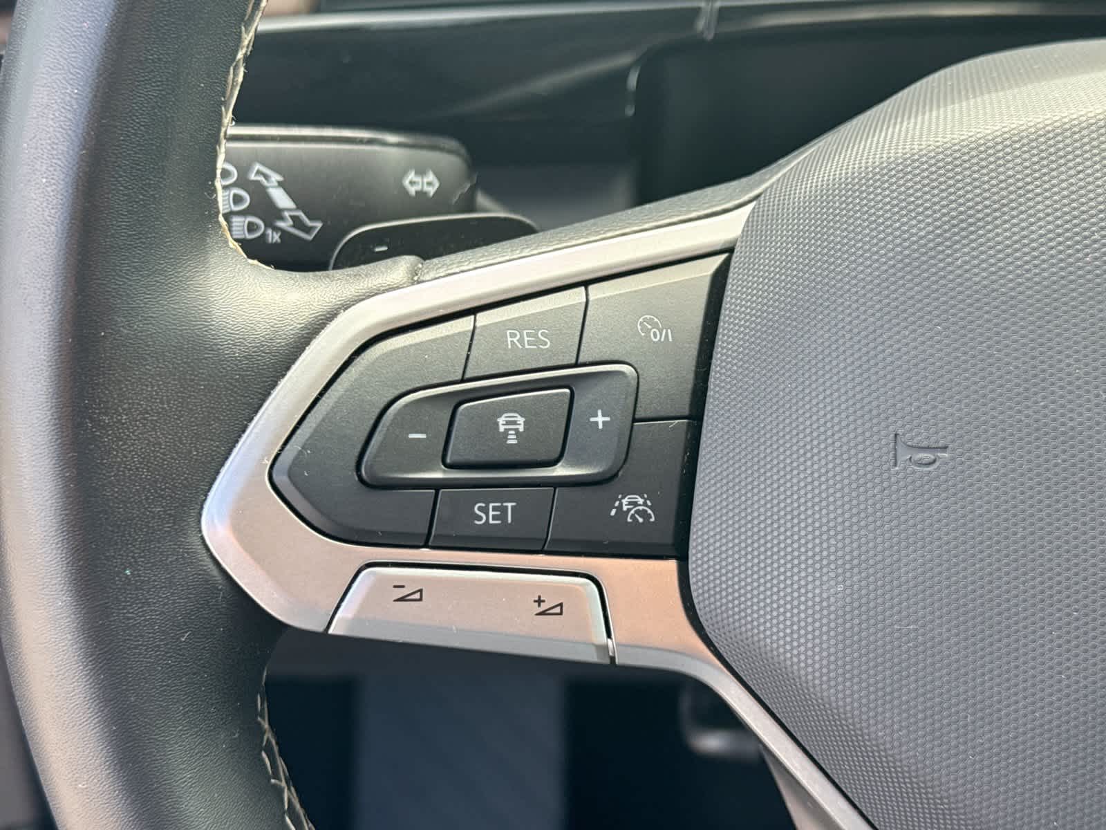 2024 Volkswagen Atlas 2.0T SE c/Tecnología