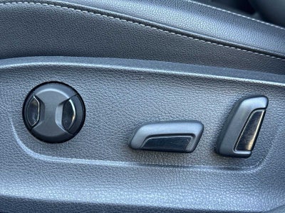 Volkswagen Passat 2.0T R-Line 2022