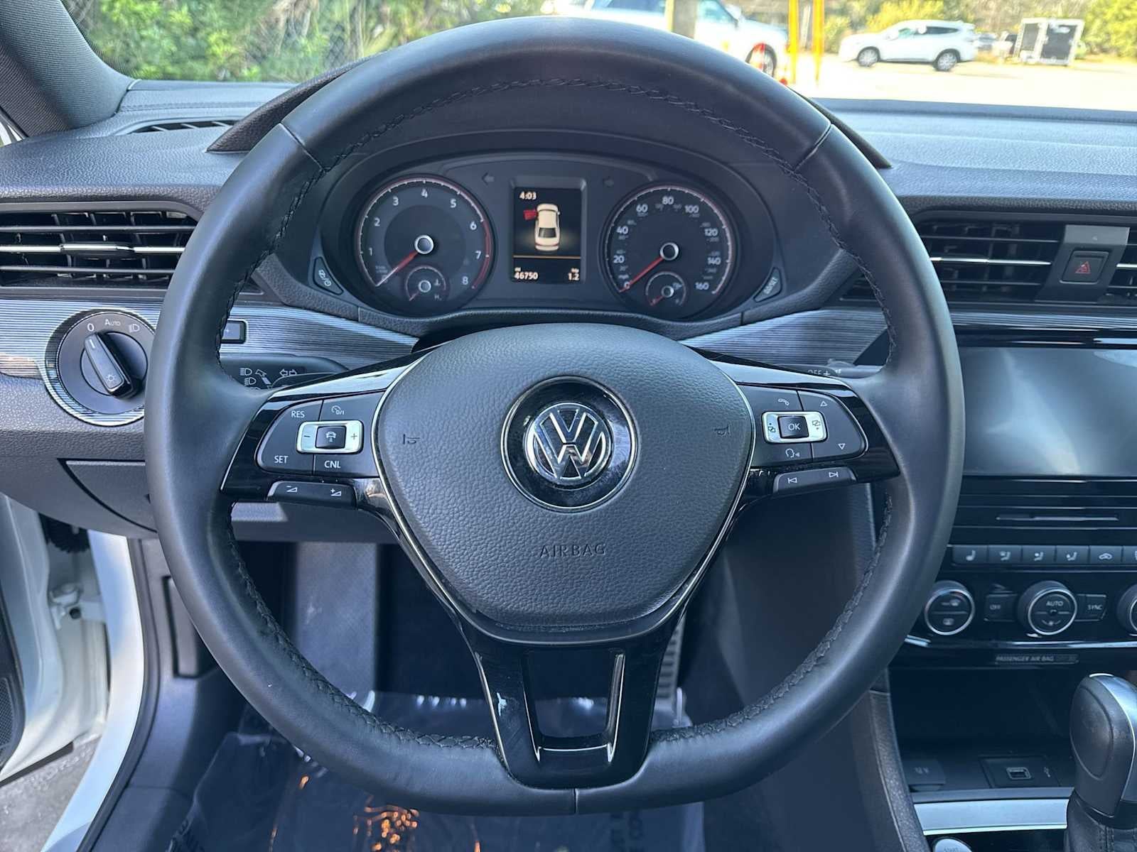Volkswagen Passat 2.0T R-Line 2022