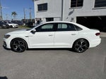 Volkswagen Passat 2.0T R-Line 2022
