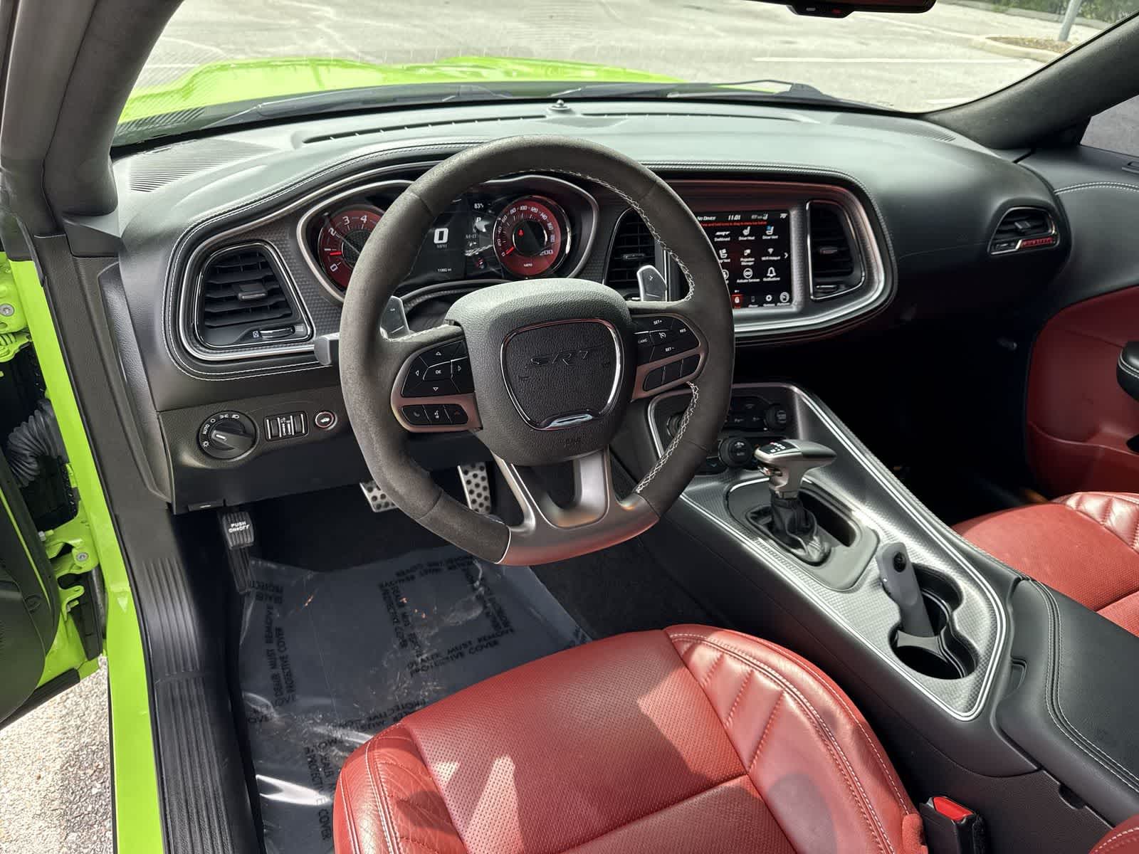 Dodge Challenger SRT Hellcat Jailbreak 2023