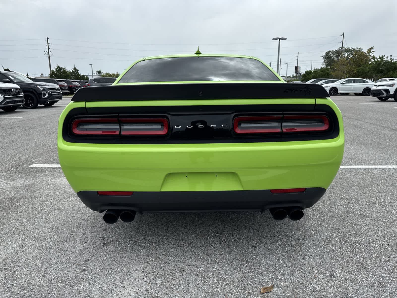 Dodge Challenger SRT Hellcat Jailbreak 2023