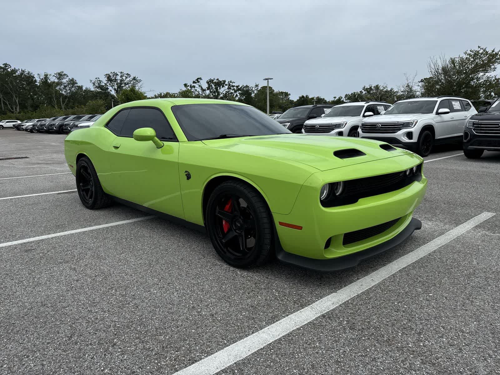 Dodge Challenger SRT Hellcat Jailbreak 2023