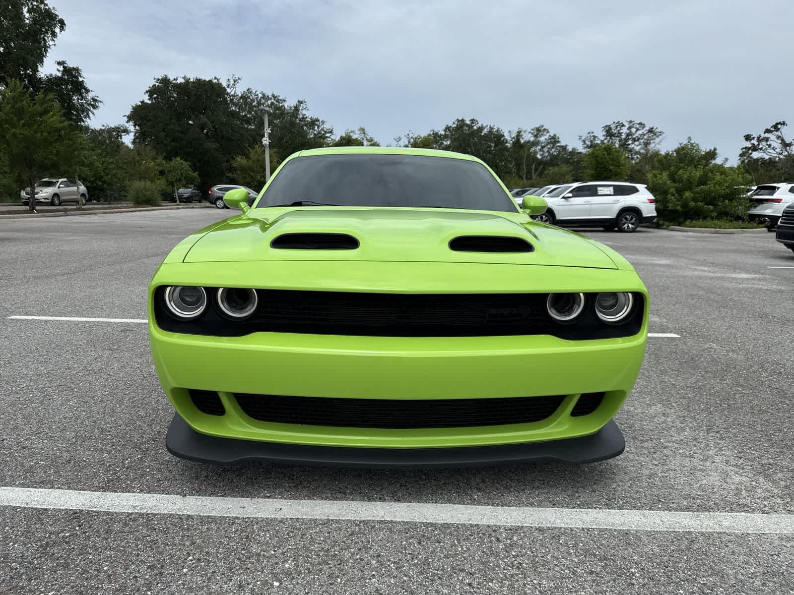 Dodge Challenger SRT Hellcat Jailbreak 2023