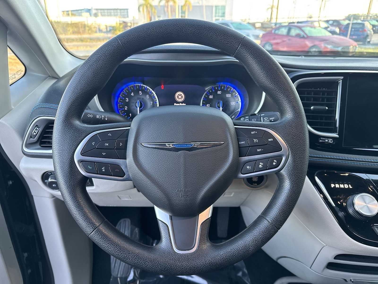 Chrysler Pacifica Touring 2021