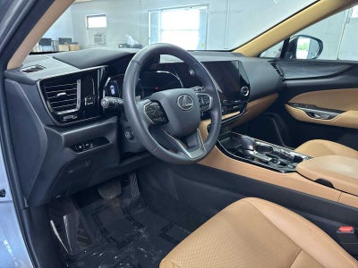 Lexus NX 250 Premium 2025