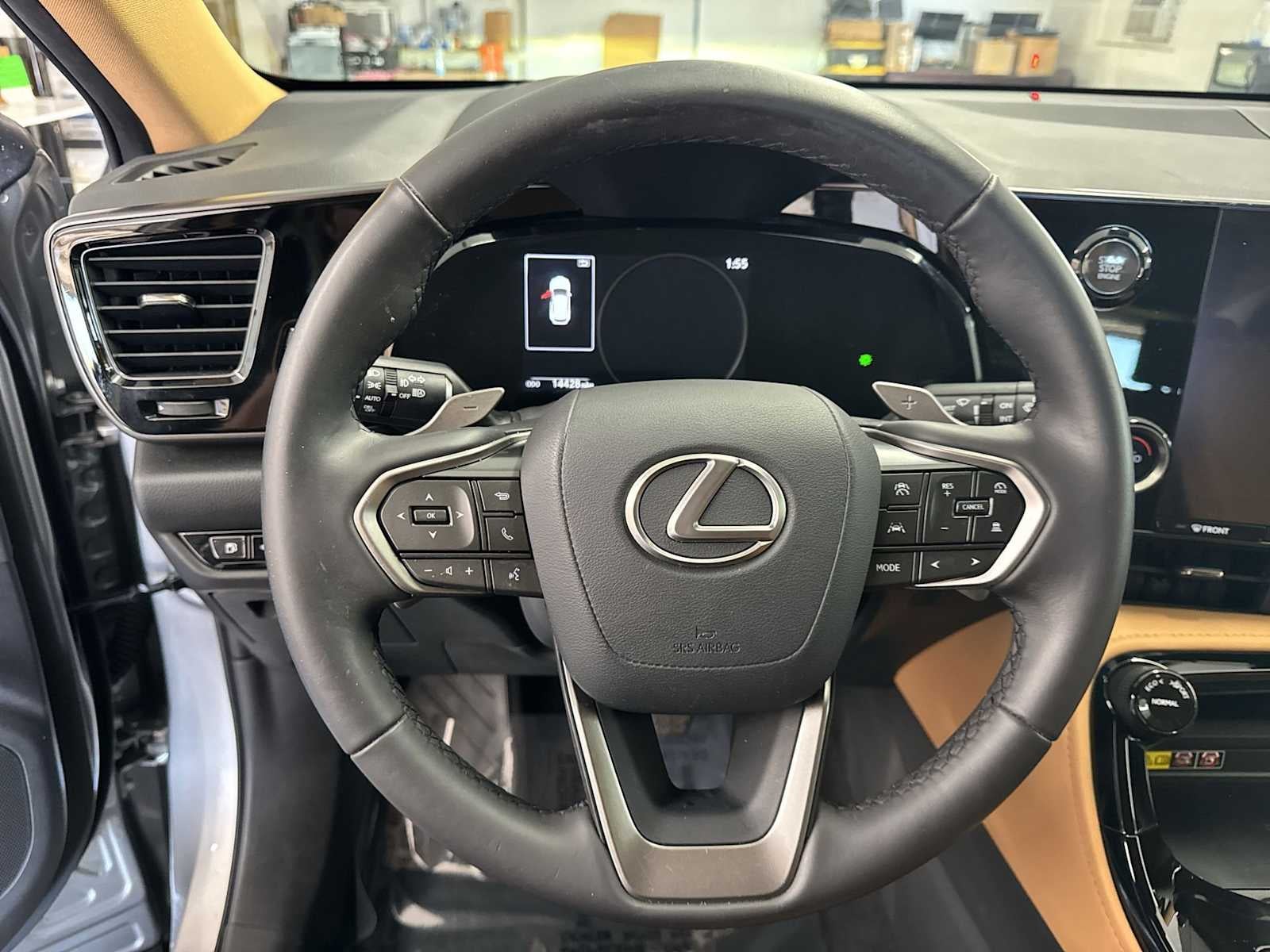 Lexus NX 250 Premium 2025