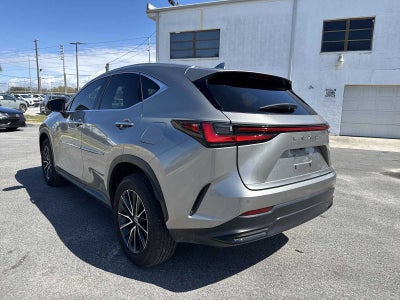 Lexus NX 250 Premium 2025