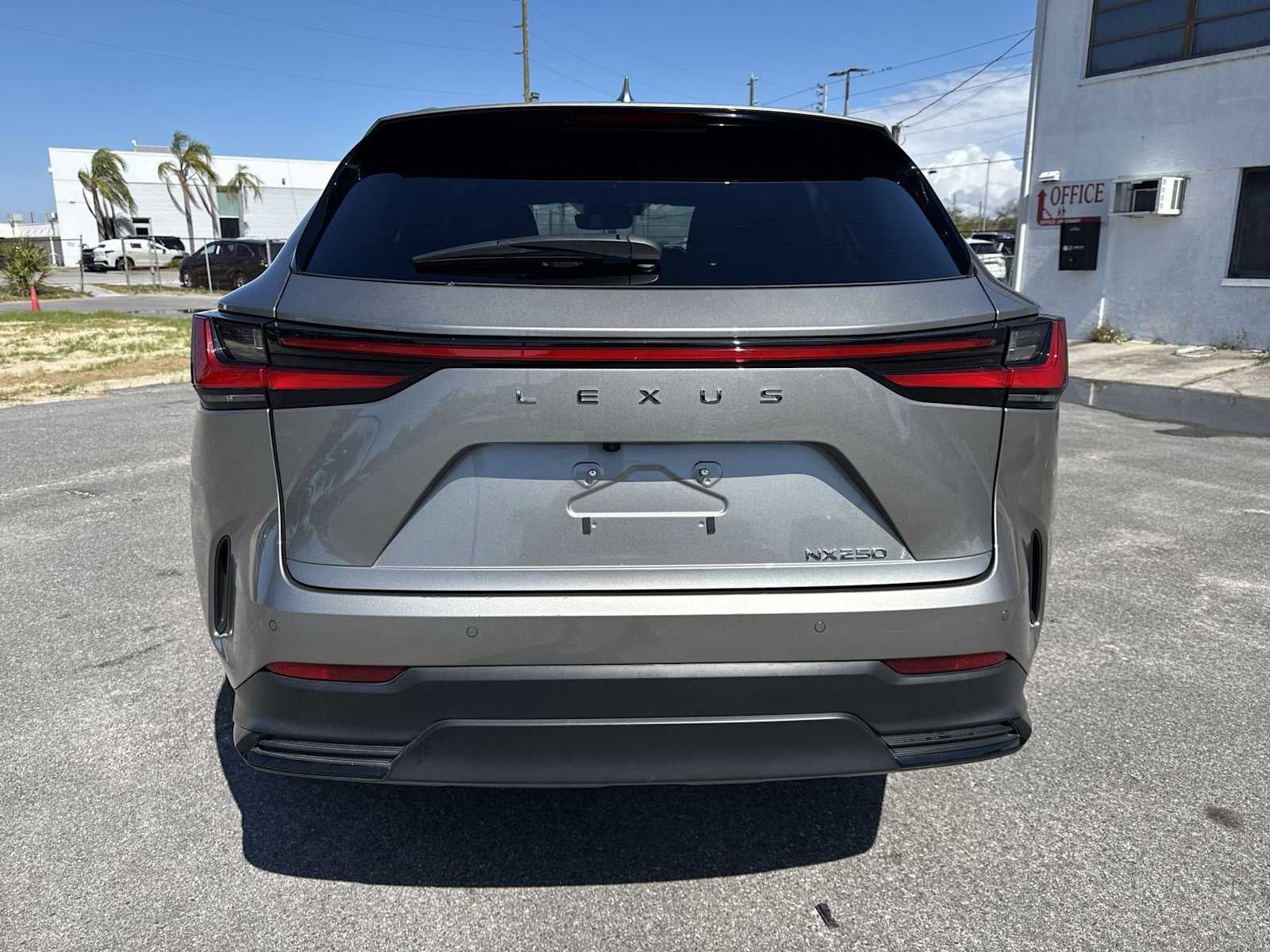 Lexus NX 250 Premium 2025