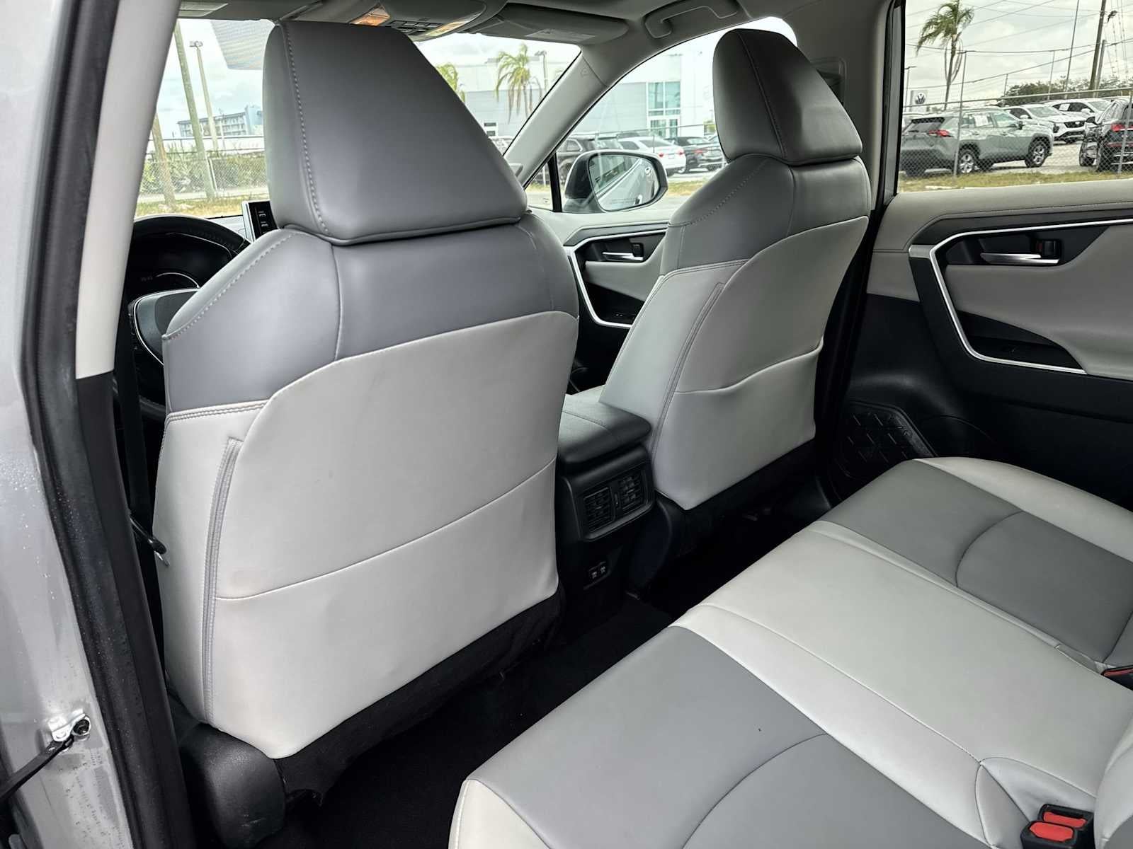 Toyota RAV4 Limited 2020
