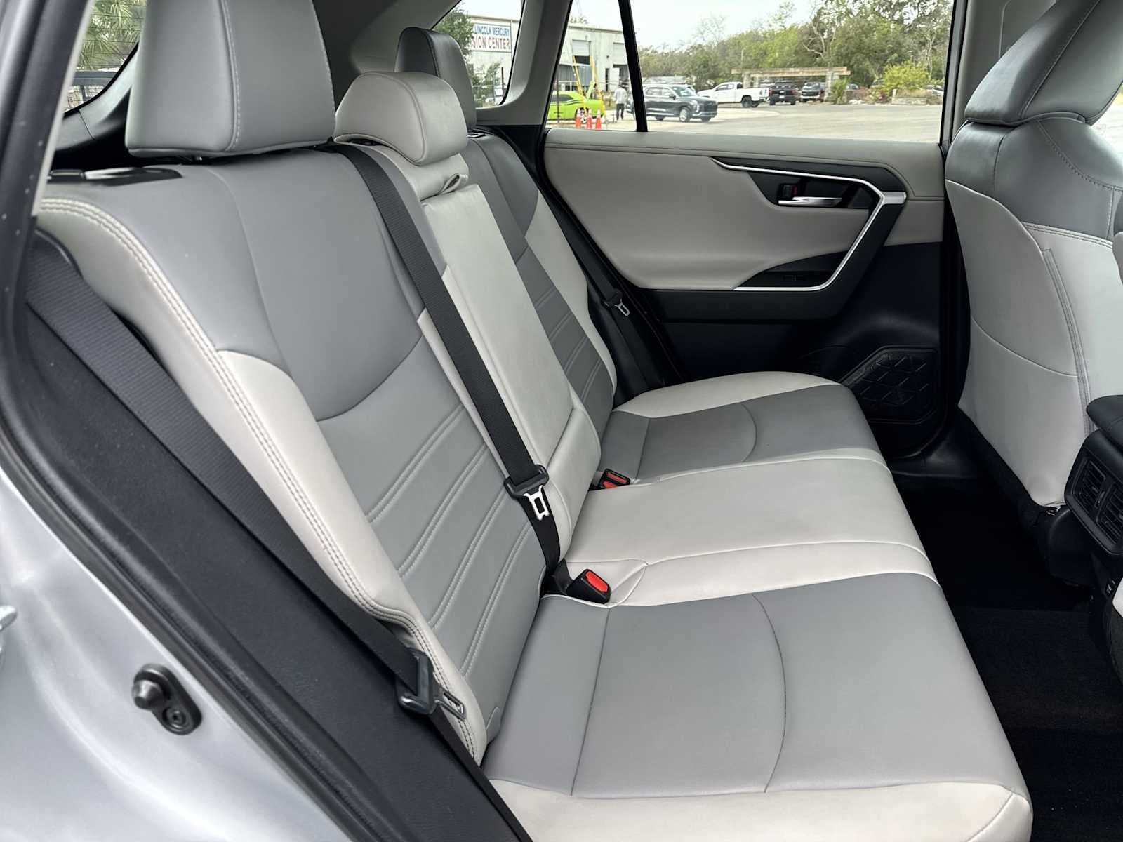 Toyota RAV4 Limited 2020