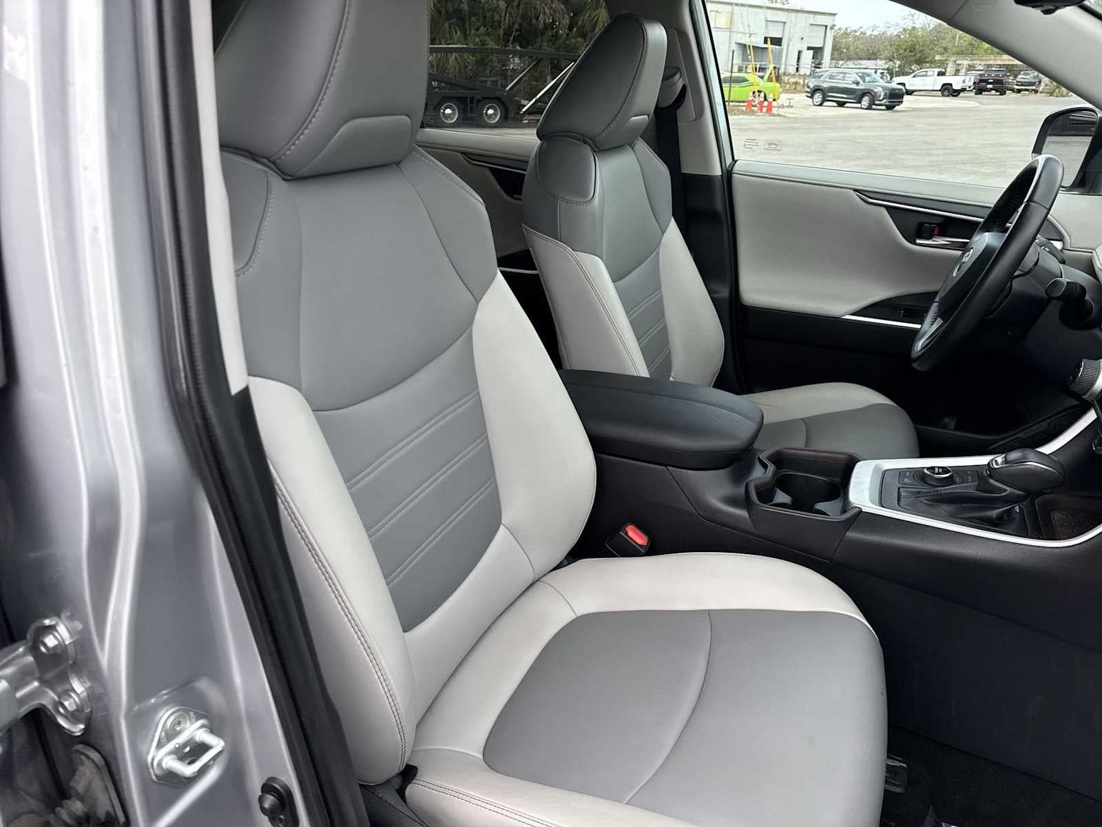Toyota RAV4 Limited 2020