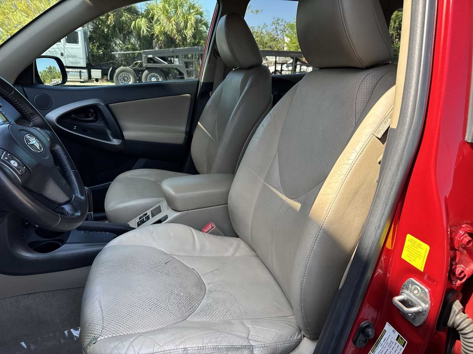 Toyota RAV4 Ltd 2011