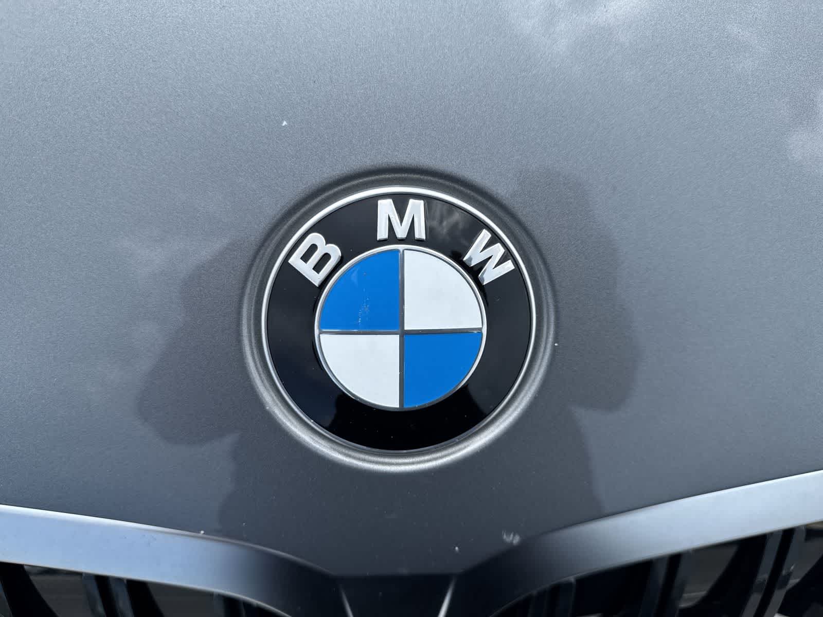 BMW 330i xDrive 2025 330i xDrive