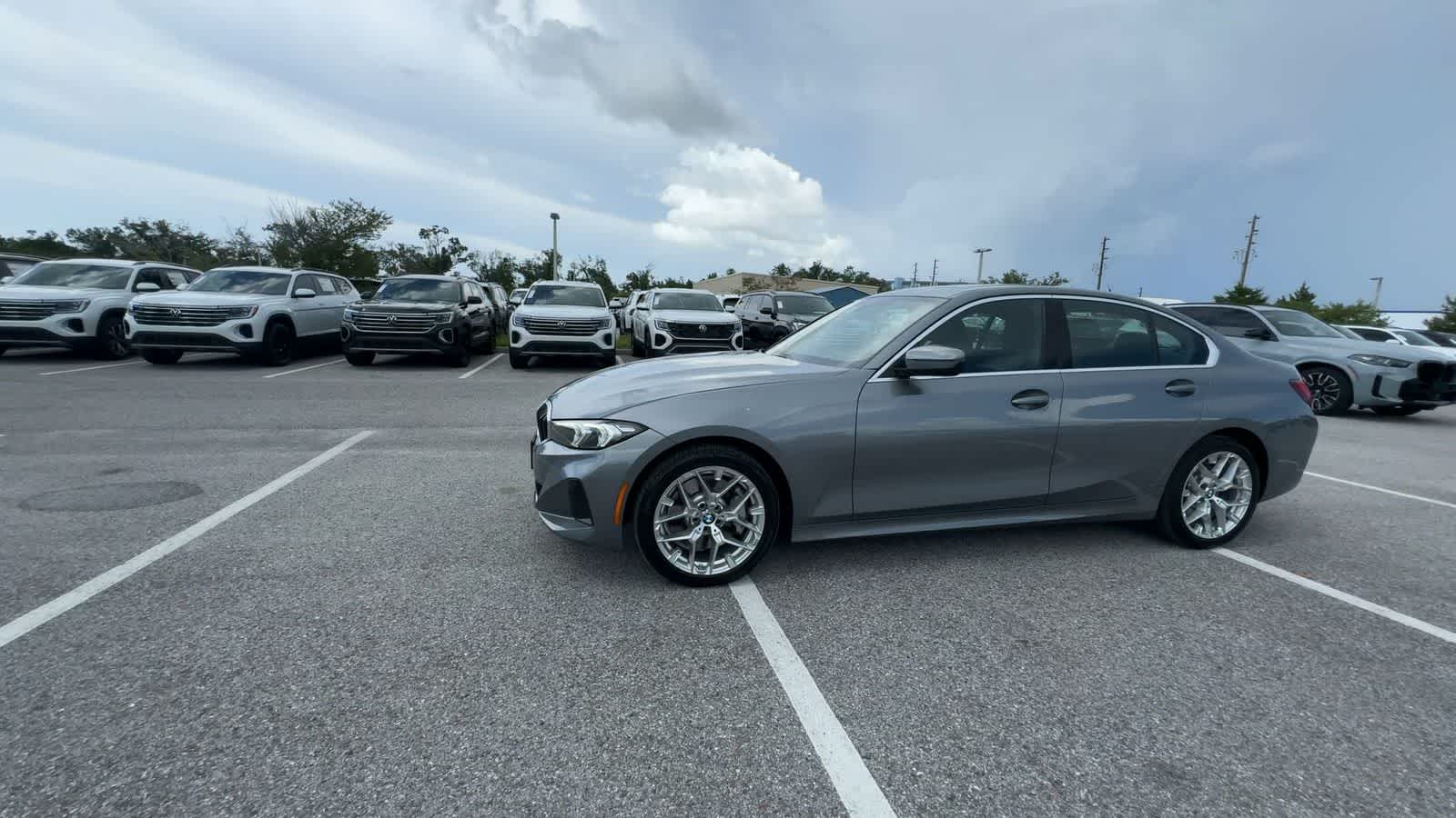 BMW 330i xDrive 2025 330i xDrive