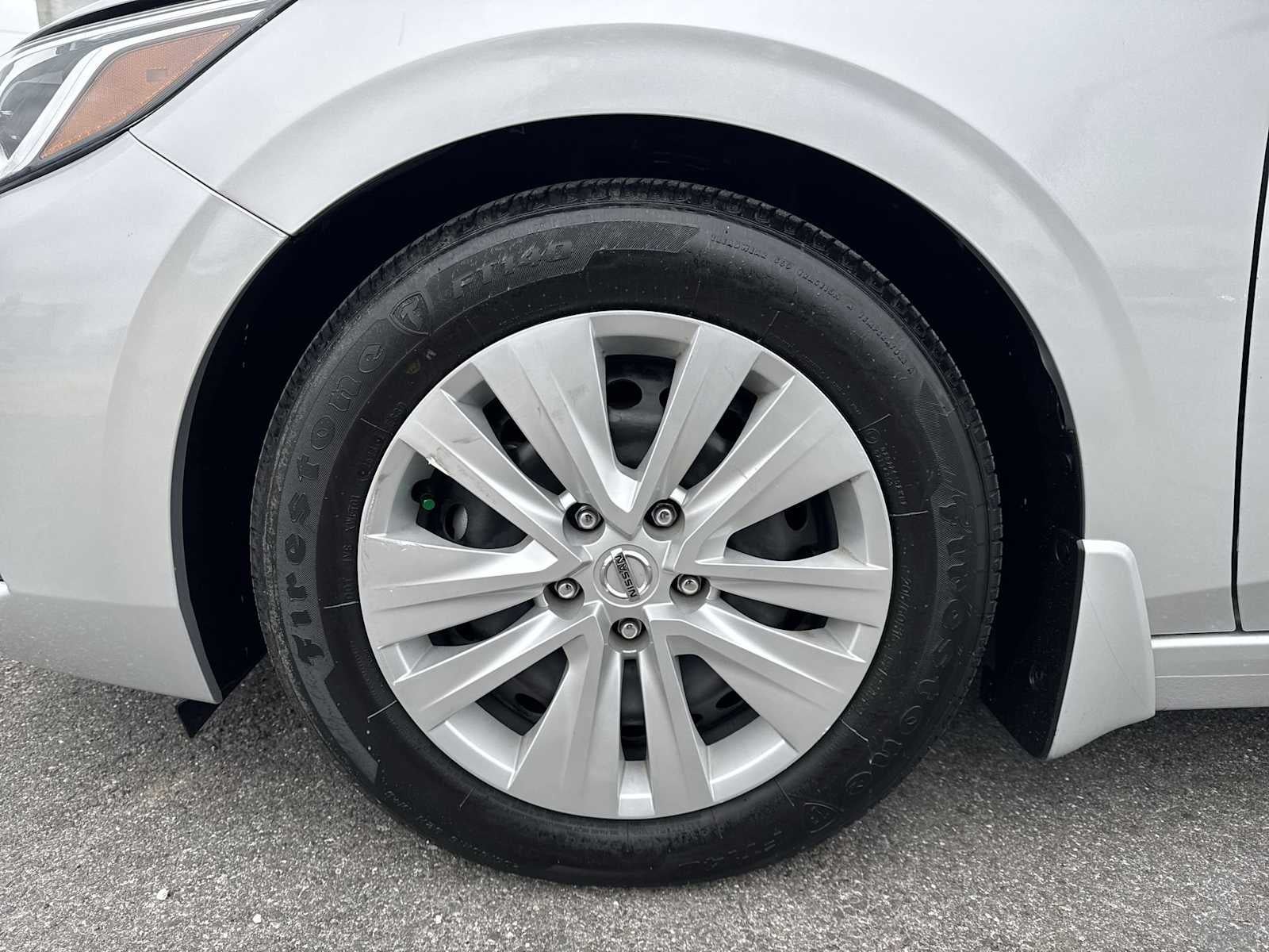 Nissan Sentra S 2023